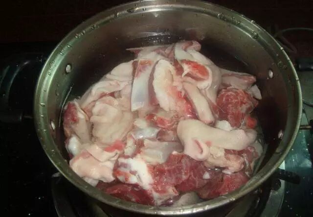 溪湖羊肉爐宅配|本土生羊肉批發零售