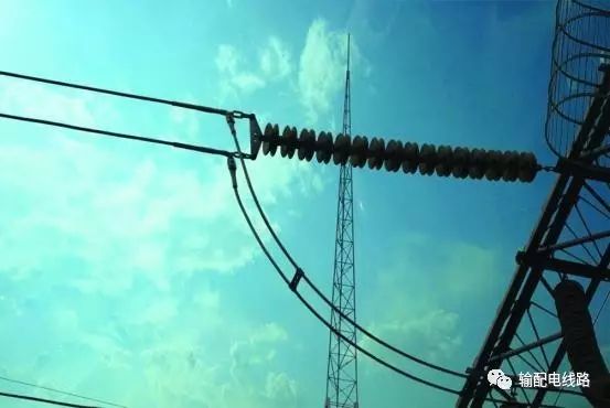 单联导线耐张绝缘子串安装