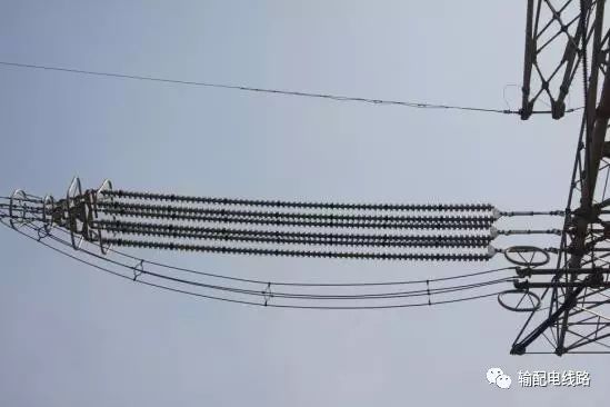 六联导线耐张绝缘子串安装