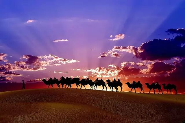 巴音郭楞:楞读léng,不读lèng香港特别行政区寨乪村:乪读náng坪輋