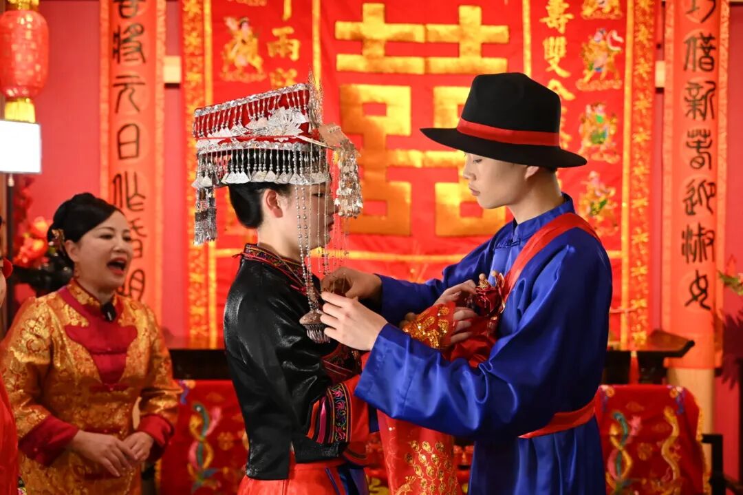 640?wx_fmt=jpeg&from=appmsg#imgIndex=7