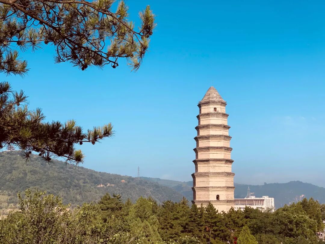 为何要千里挺进大别山?