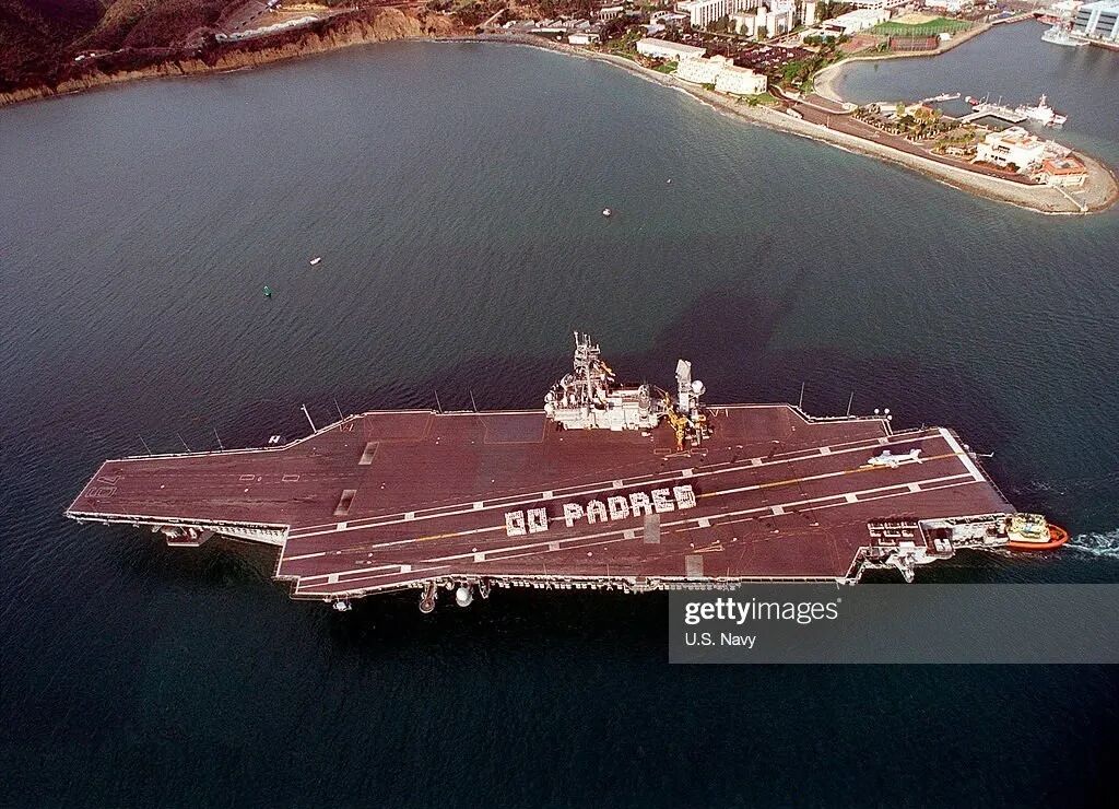 常规动力航母的巅峰美国小鹰级航母曾经有多强