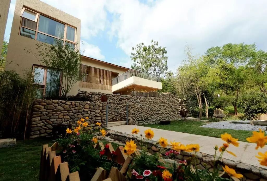 福利 这个冬天,来这里住民宿,玩滑雪,用一场免费的旅行告别2016年!