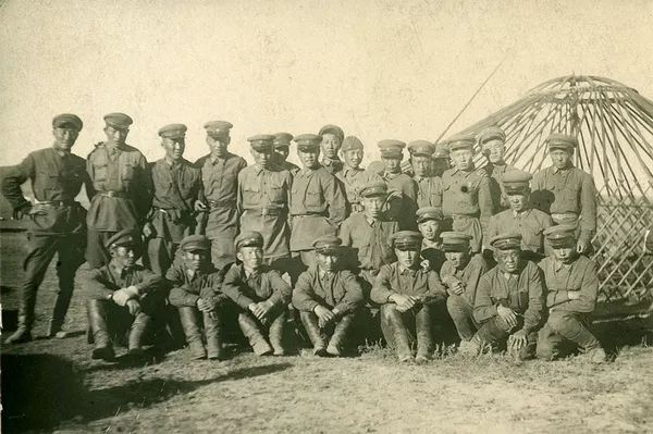 這支偽滿洲國部隊，殺了53名日軍士官後逃亡，橫穿蘇聯蒙古3000公里，兩年後回國繼續抗日 歷史 第9張
