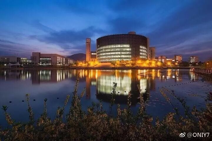 一张图秀出大学的标志性建筑有你的母校吗