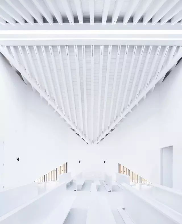 【建筑】二十三座最美的现代教堂，每一座都是那么美丽！