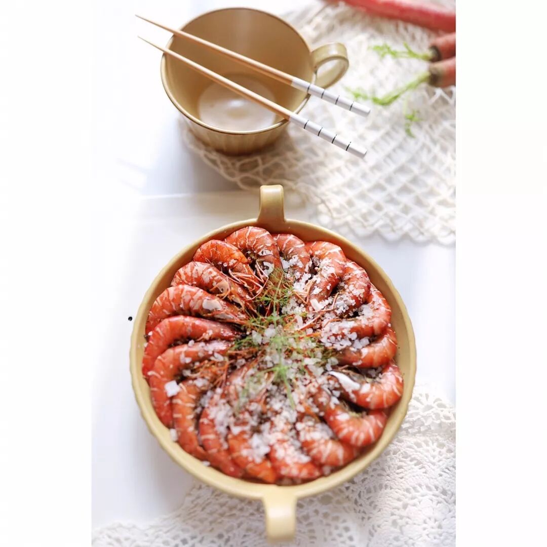 



清仓 | 美而实用，这套餐具万能到可以直接做饭！
