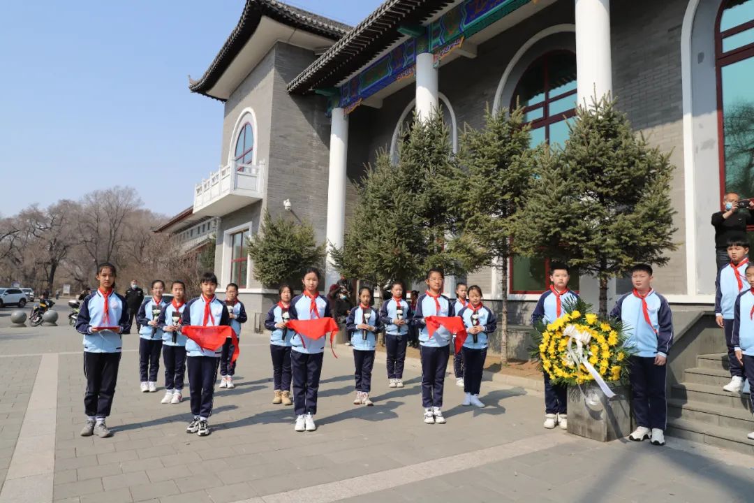 牡丹江长安小学校长图片