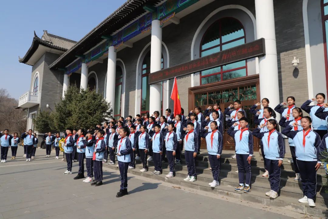 牡丹江长安小学校长图片