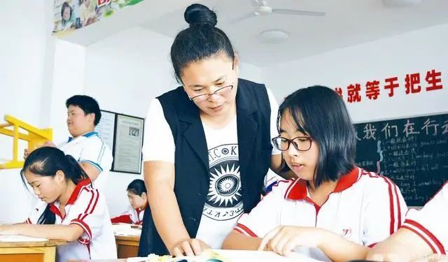 扎心！教师成为今年最缺工职业！背后原因令人深思...