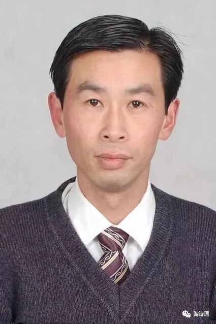 挨炉欢一桌菜上坐人烟魏之吟近稿