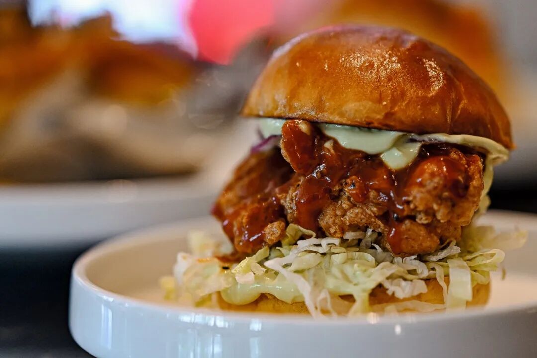 Shanghai EDITION ： Burger & Lobster Summer Takeover, Jul-Oct 2026