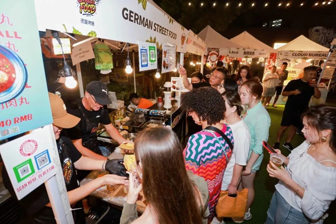 Shanghai Craft Beer Festival ： Beerkraze at Crystal Bridge (Oct 16–25)