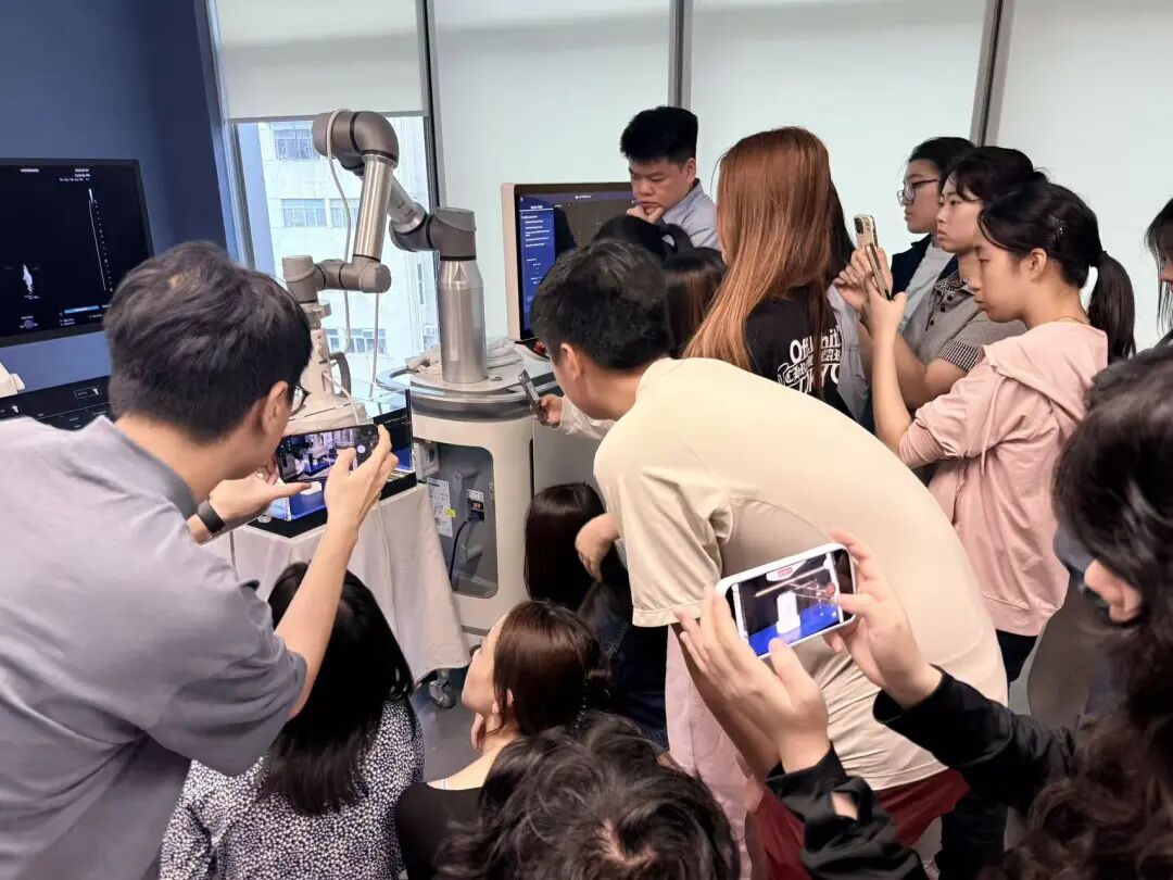 Shanghai Summer Medical Exchange for High School Students