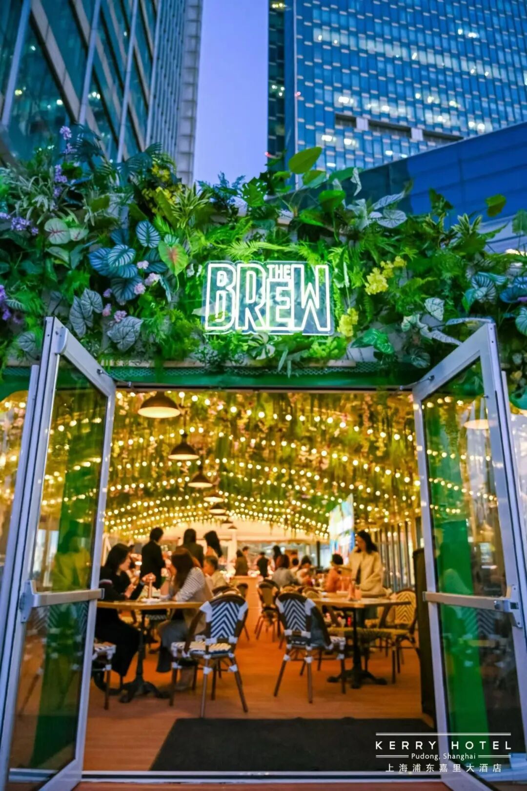 Shanghai ： The BREW Summer Party Feast for 4, RMB488 with Beer