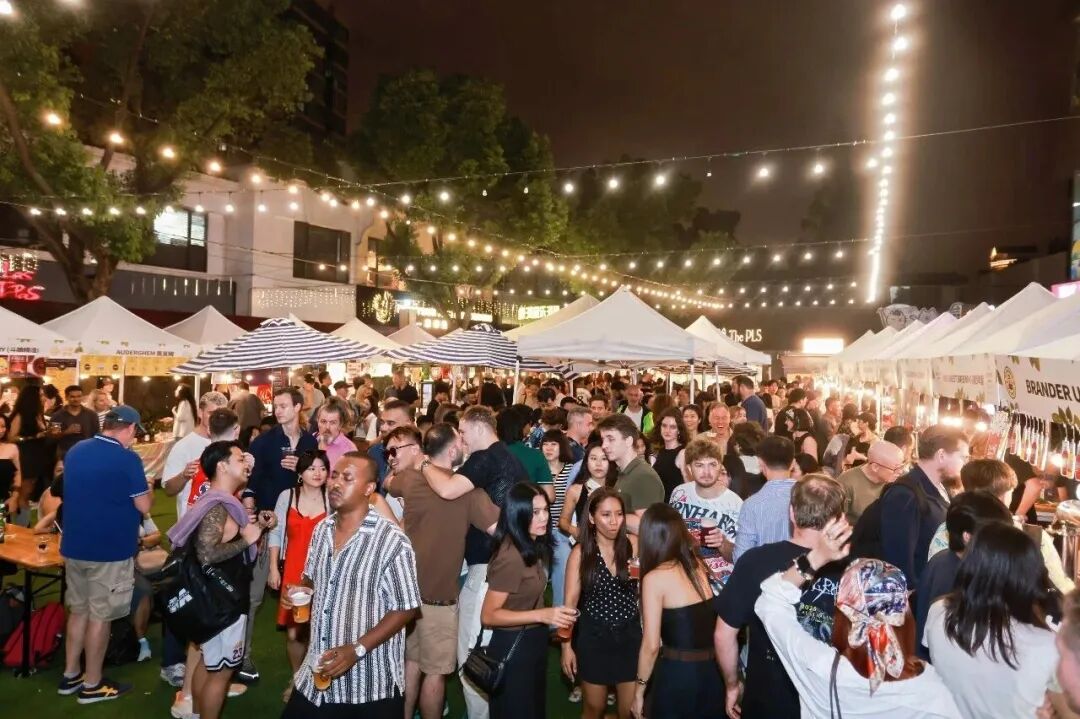 Shanghai Craft Beer Festival ： Beerkraze at Crystal Bridge (Oct 16–25)