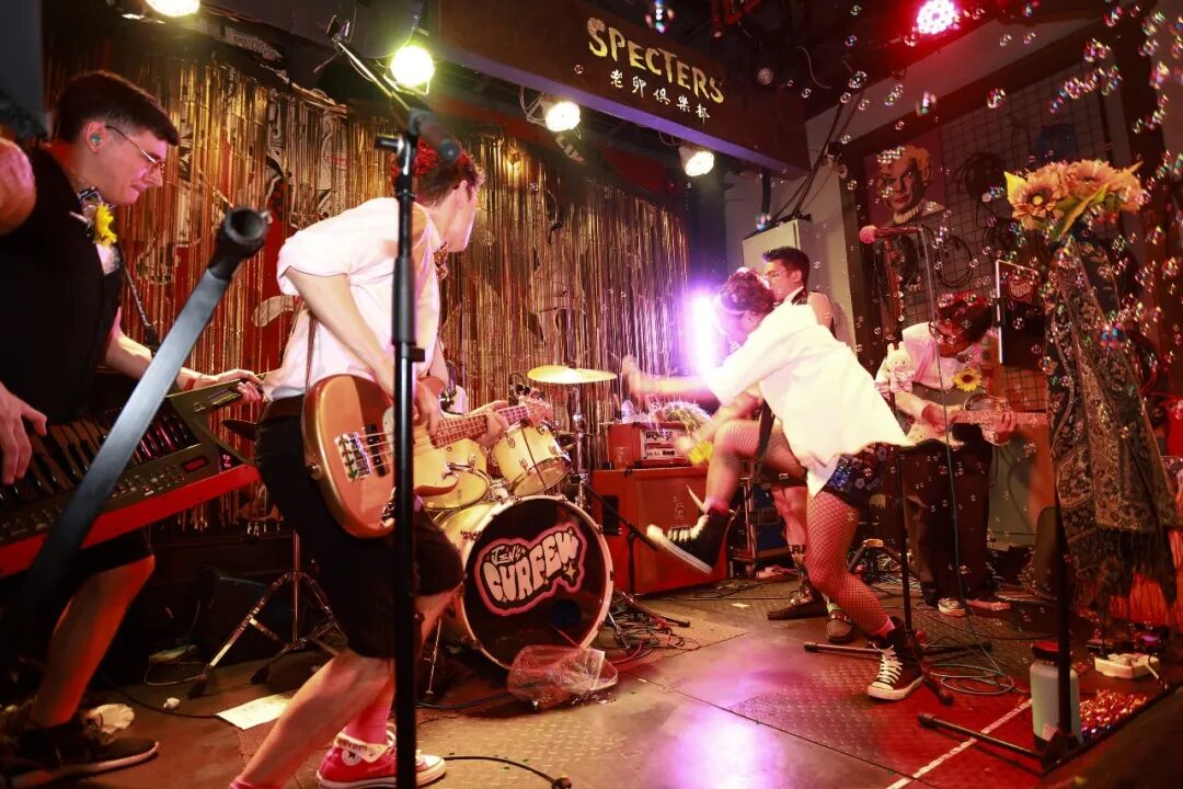 Jen's Curfew EP Release at The Pearl ： Neon Rain Music Video
