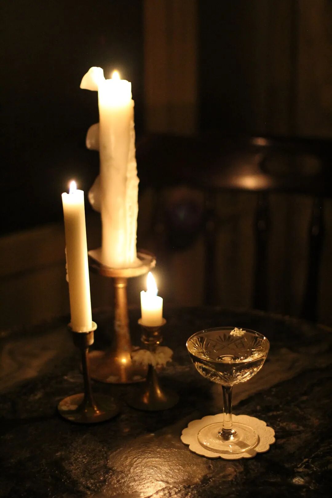 A Rose By Any Other Name ： Shakespearean Bar on Nanchang Lu, Shanghai