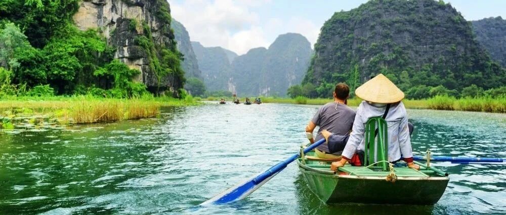 【Oct Holiday】7 Day Vietnam Tour Hanoi-Ninh Binh-HalongBay-Saigon