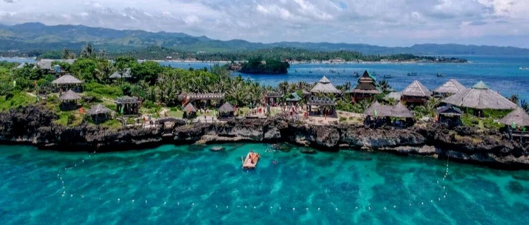 【Day Trip】Most Popular Boracay Island Hopping Tour (Private)