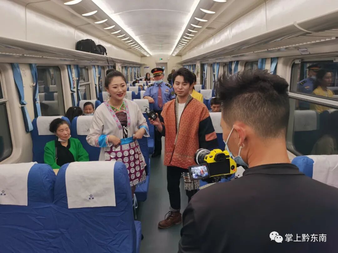 ǭ����������Ƥ�𳵡�ʻ�롱����Ƶֱ����