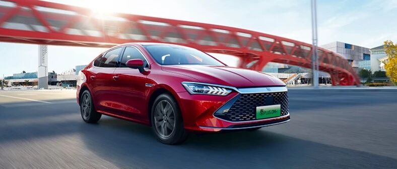 比亚迪秦PLUS DM-i荣膺“Dear Car 2022”年度车大奖  | DA榜