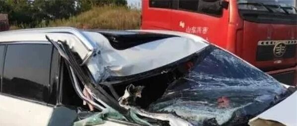 诡辩和甩锅教科书——评“理想关于青岛交通事故的事件说明”  |站着说话