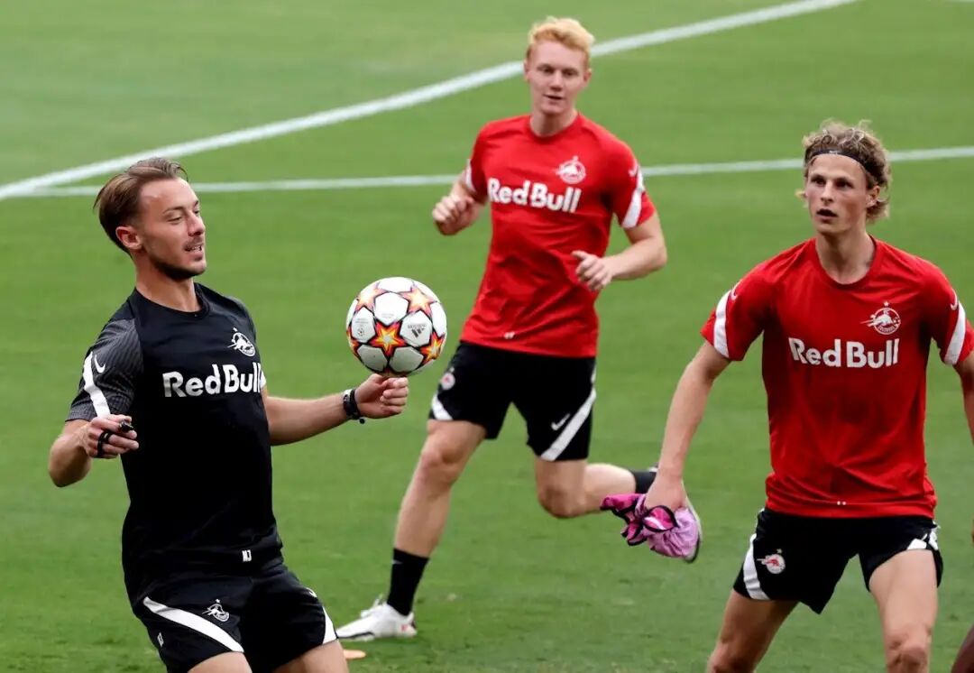 欧冠足球俱乐部冠军_欧冠冠军数量俱乐部排名_欧冠俱乐部冠军排名数量最新