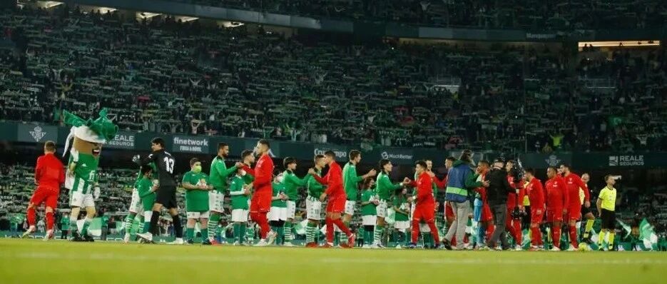 塞维利亚双雄力压巴萨马竞，狂热球迷功不可没