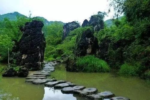 紅軍長(zhǎng)征開始地點(diǎn)結(jié)束地點(diǎn)_紅軍長(zhǎng)征起止時(shí)間和地點(diǎn)_紅軍長(zhǎng)征起點(diǎn)和終點(diǎn)時(shí)間