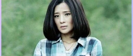 演员周显欣:和巩俐长得几乎一模一样,漂亮、演技好,却始终红不了,辞掉铁饭碗的她如今后悔了吗?