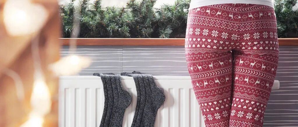 不穿秋裤，真会“冻出”关节炎、风湿病？