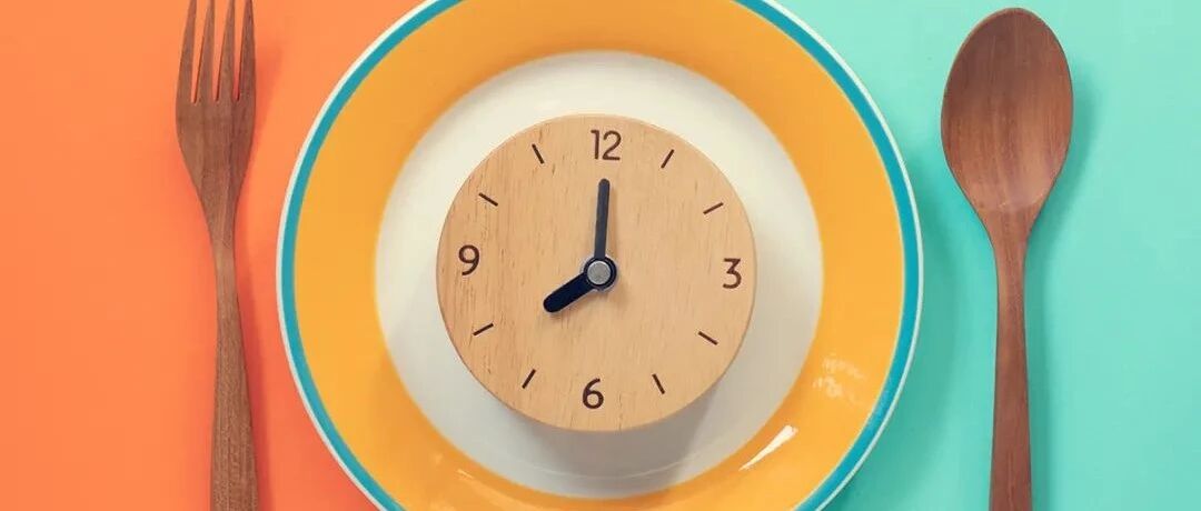 早点吃「晚饭」有助降糖！吃饭晚的人请自觉反思