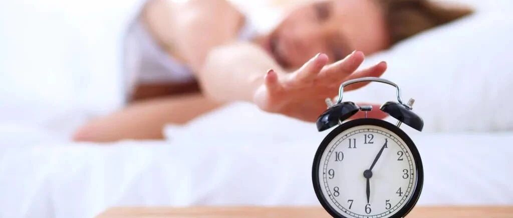 给每天起床困难的人提个醒：你该换个「闹钟铃声」了