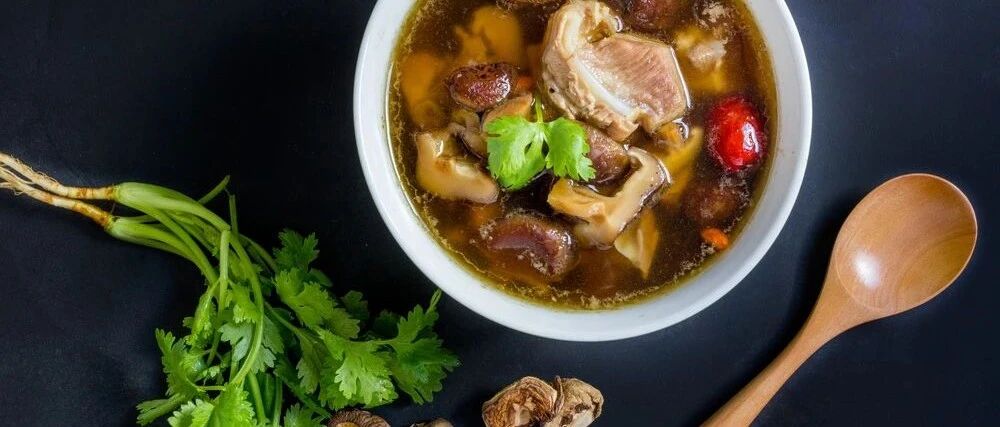 食材决定「煲汤」最佳时间，营养专家的7个煲汤技巧