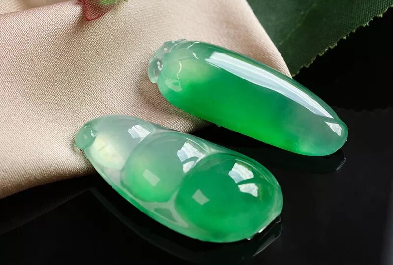 你知道为什么翡翠行家都不喜欢给别人的翡翠估价吗？