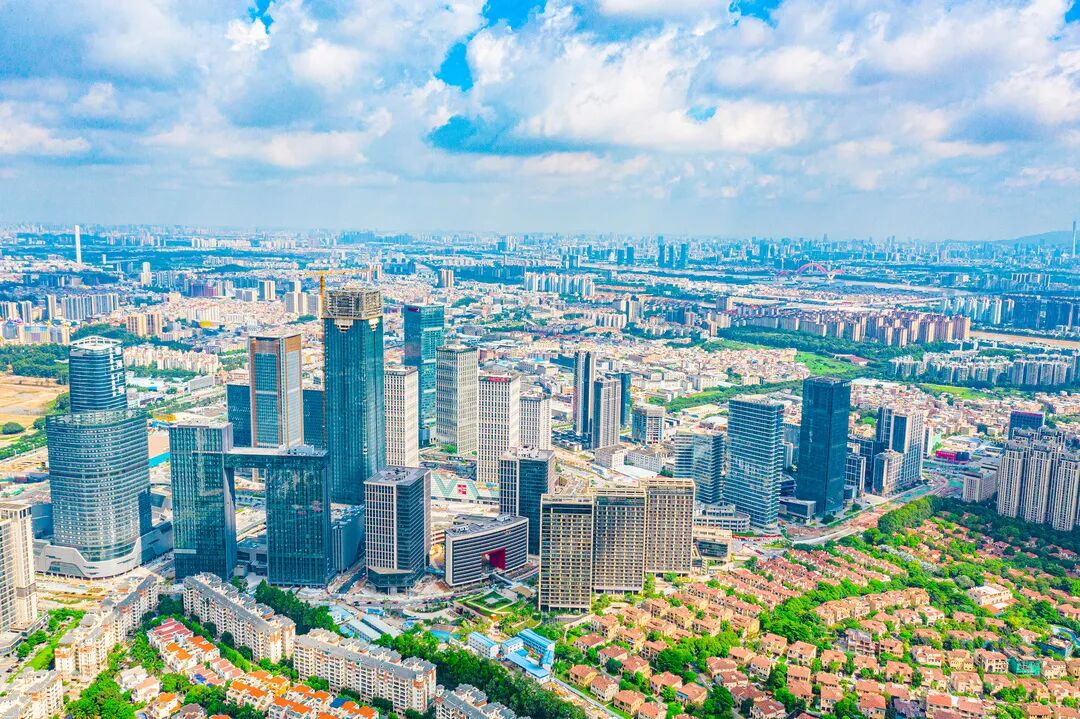 广州番禺【珑翠花园】全舒适改善三四房，8站珠江新城