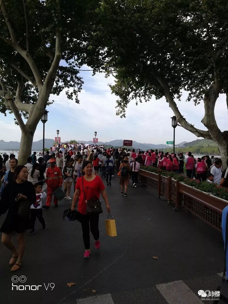 西湖到杭州火车东站_西湖至杭州东站坐什么车_杭州东站到西湖