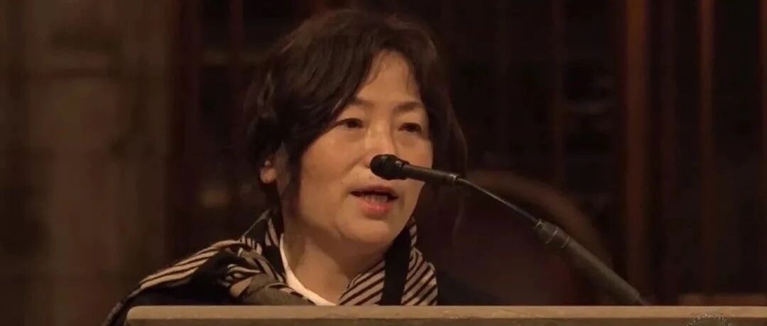 妈妈生平第一次出国，竟然是参加儿子的葬礼