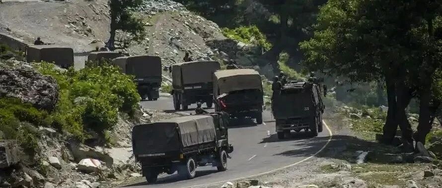 重磅！印度20万精锐大军集结中印边境！