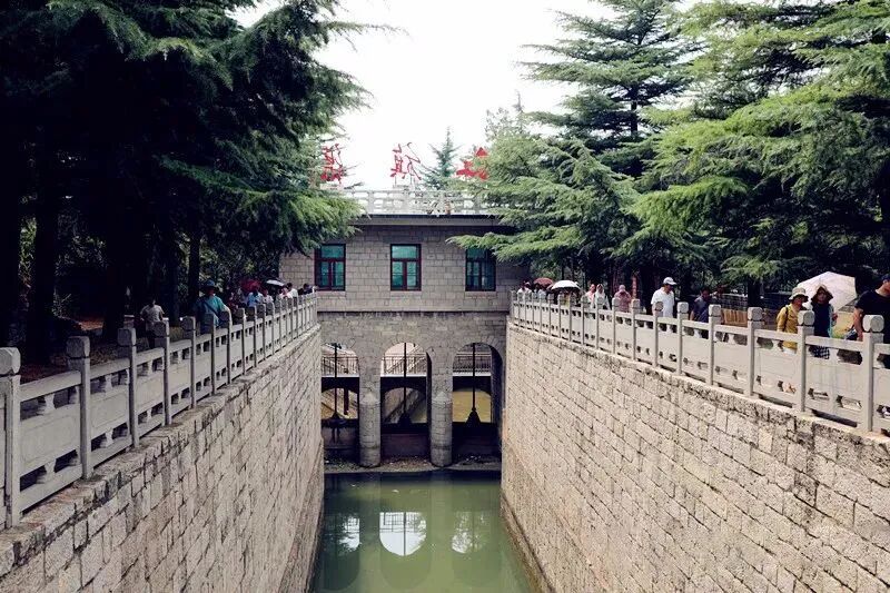 红旗渠干部学院