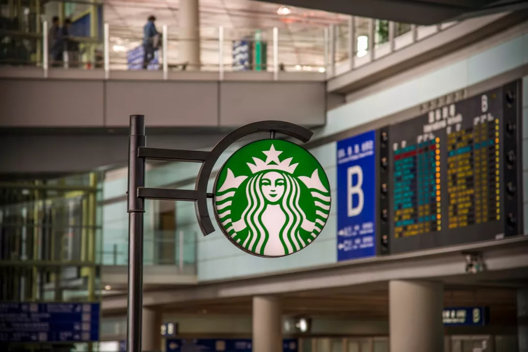星巴克全球首家主打外带的门店来了 星巴克全球首家主打外带的门店来了