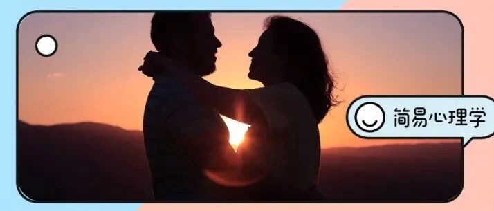 偷偷爱着你的人，微信上会留下这四个“痕迹”