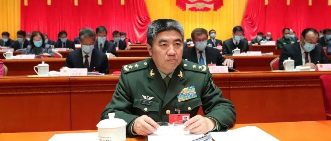 新一任新疆军区司令员就位：曾坐镇南疆，参加过两次大阅兵