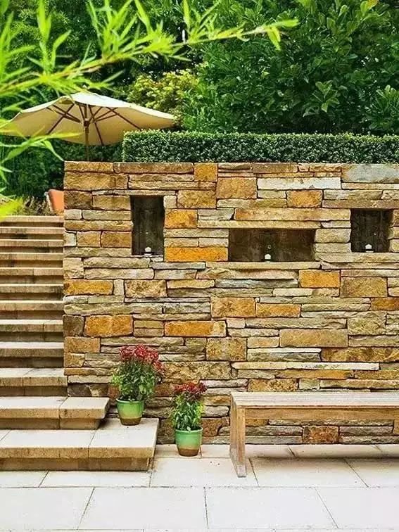 一面石头墙，惊艳整个乡村院落