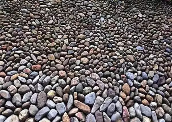 一面石头墙，惊艳整个乡村院落