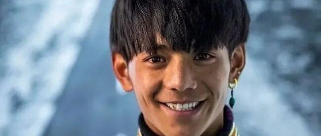 丁真舅舅被曝出轨女粉丝，故意隐瞒已婚身份？追星女生太疯狂