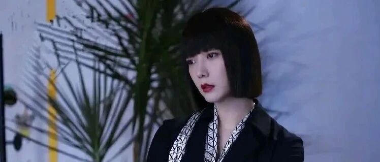 被全网猛批的冯小刚，这次曝光了女性最疼的暗伤