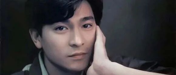 60岁刘德华直播上亿人围观，大曝五虎将往事，活该他火了40年